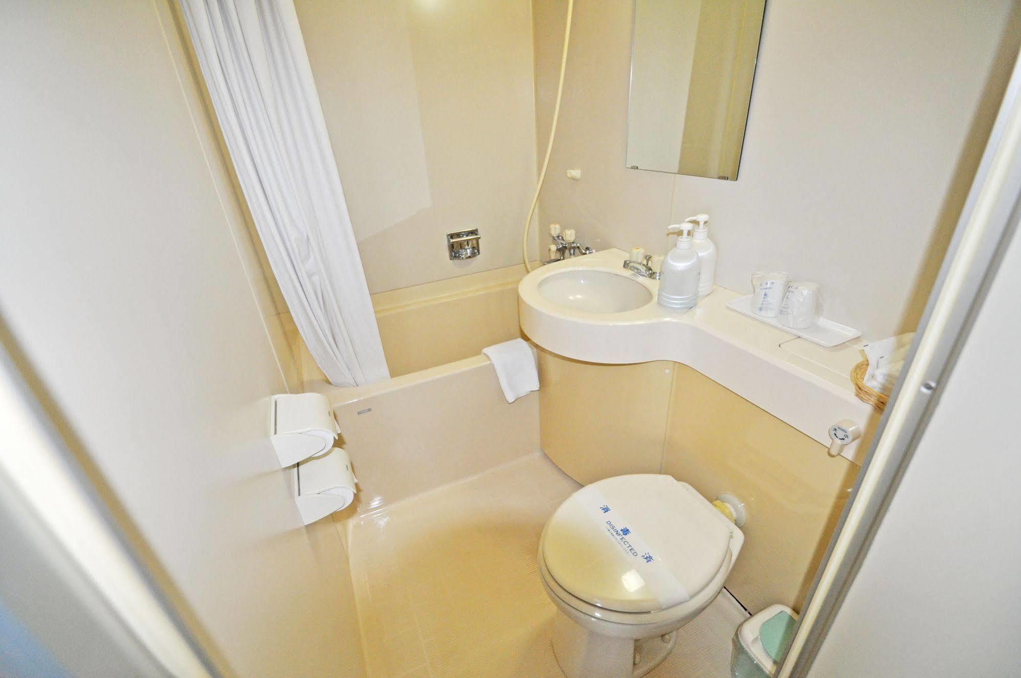 Saharin Hotel